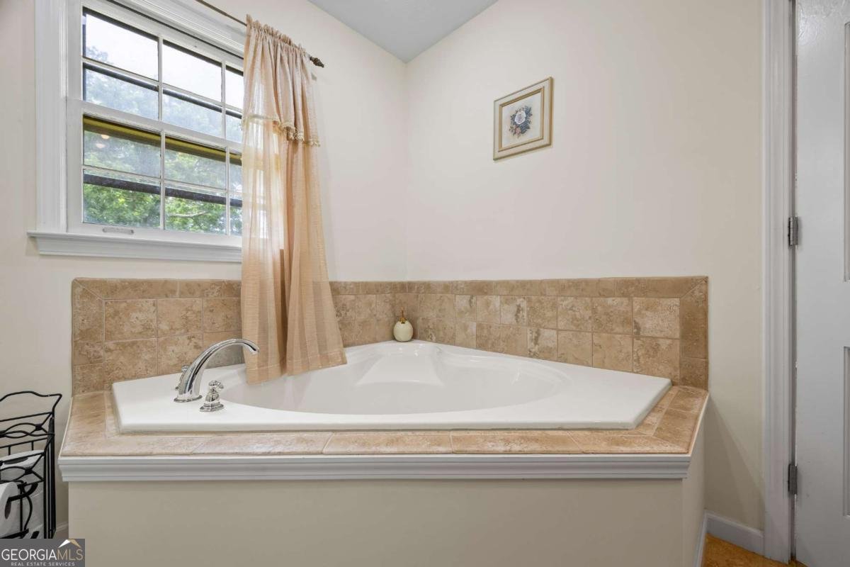 705 Clubhouse Drive Conyers - 17