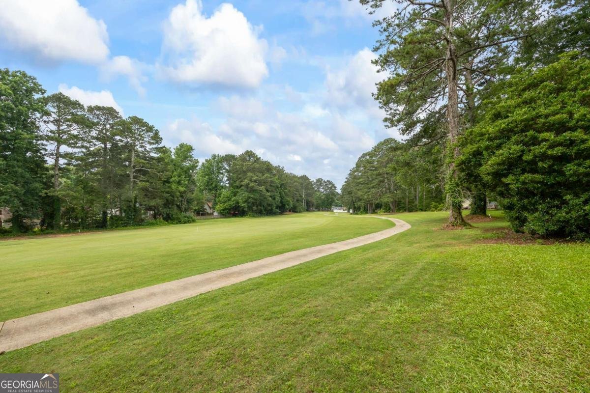 705 Clubhouse Drive Conyers - 21