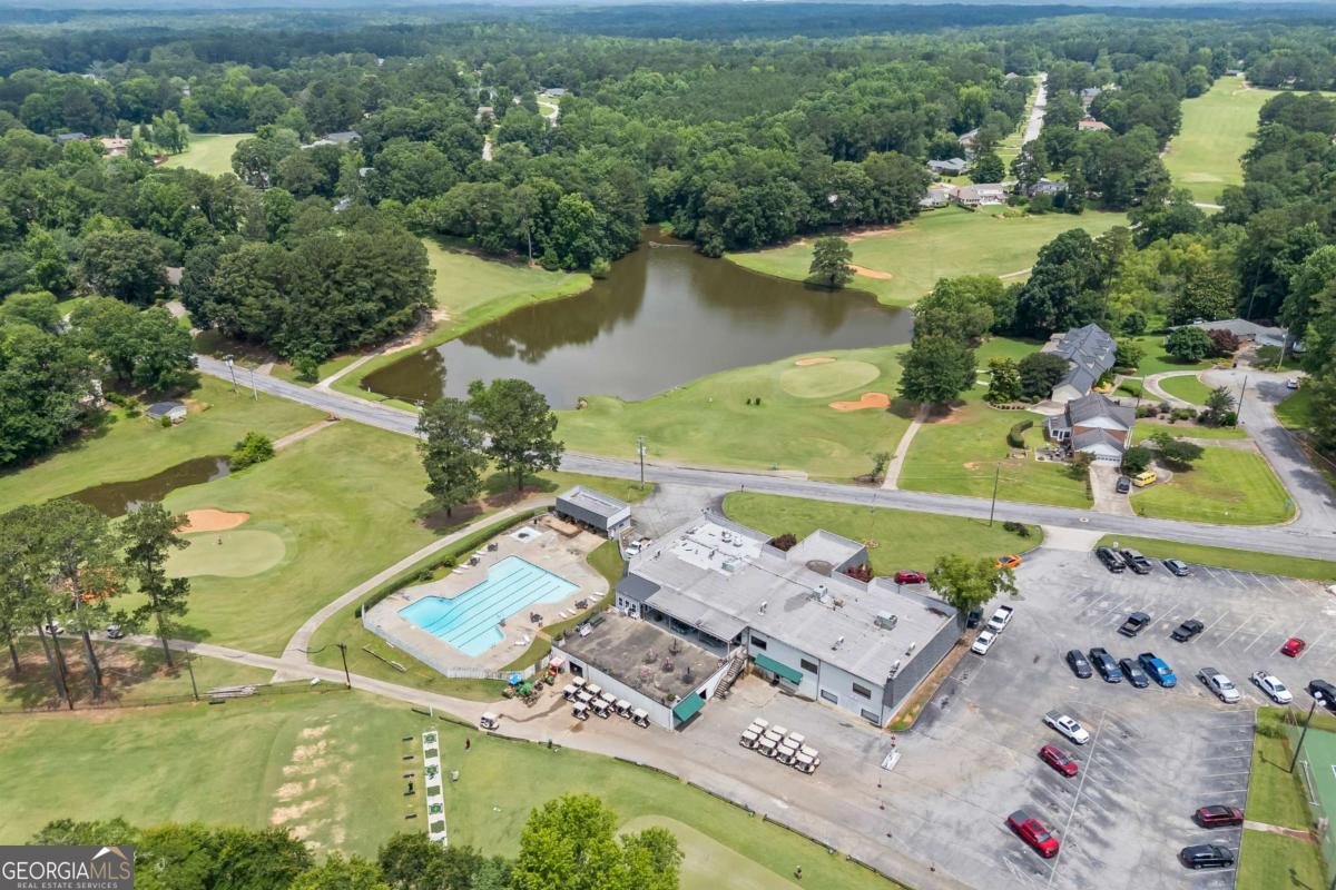 705 Clubhouse Drive Conyers - 31