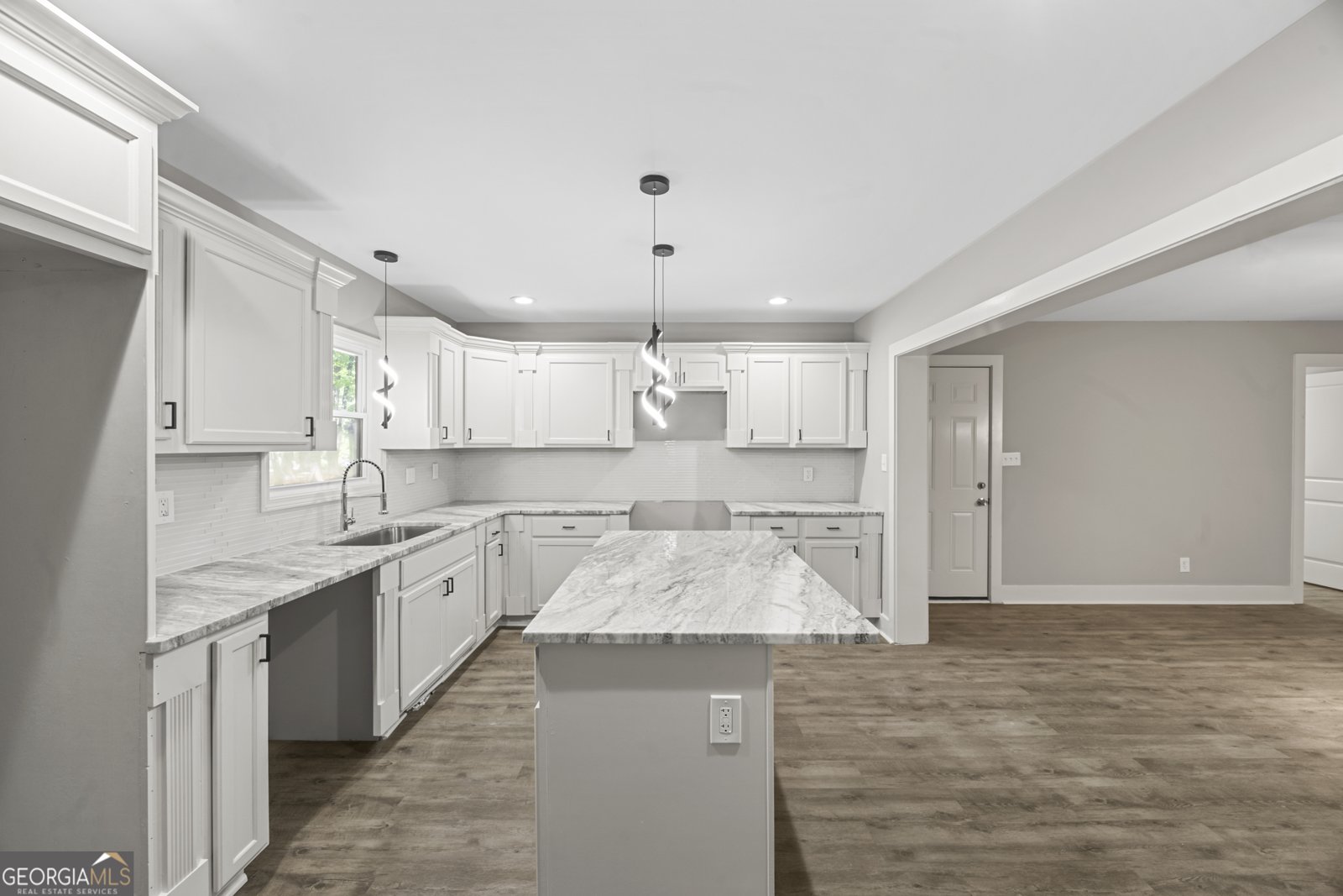6486 Aquila Drive Morrow - 12