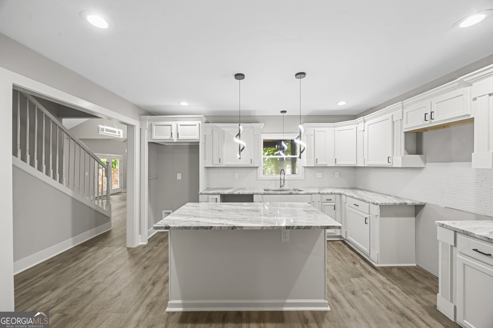 6486 Aquila Drive Morrow - 13