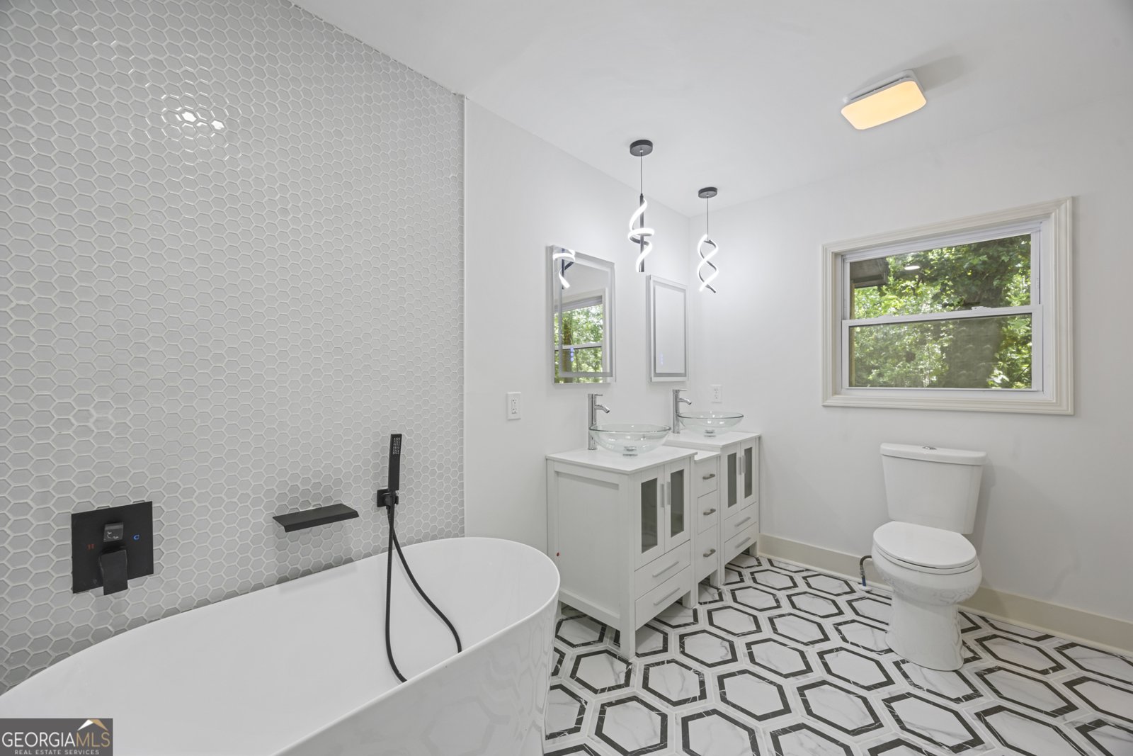 6486 Aquila Drive Morrow - 23