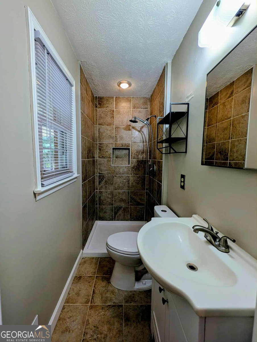11 Mintz Street Griffin - 24