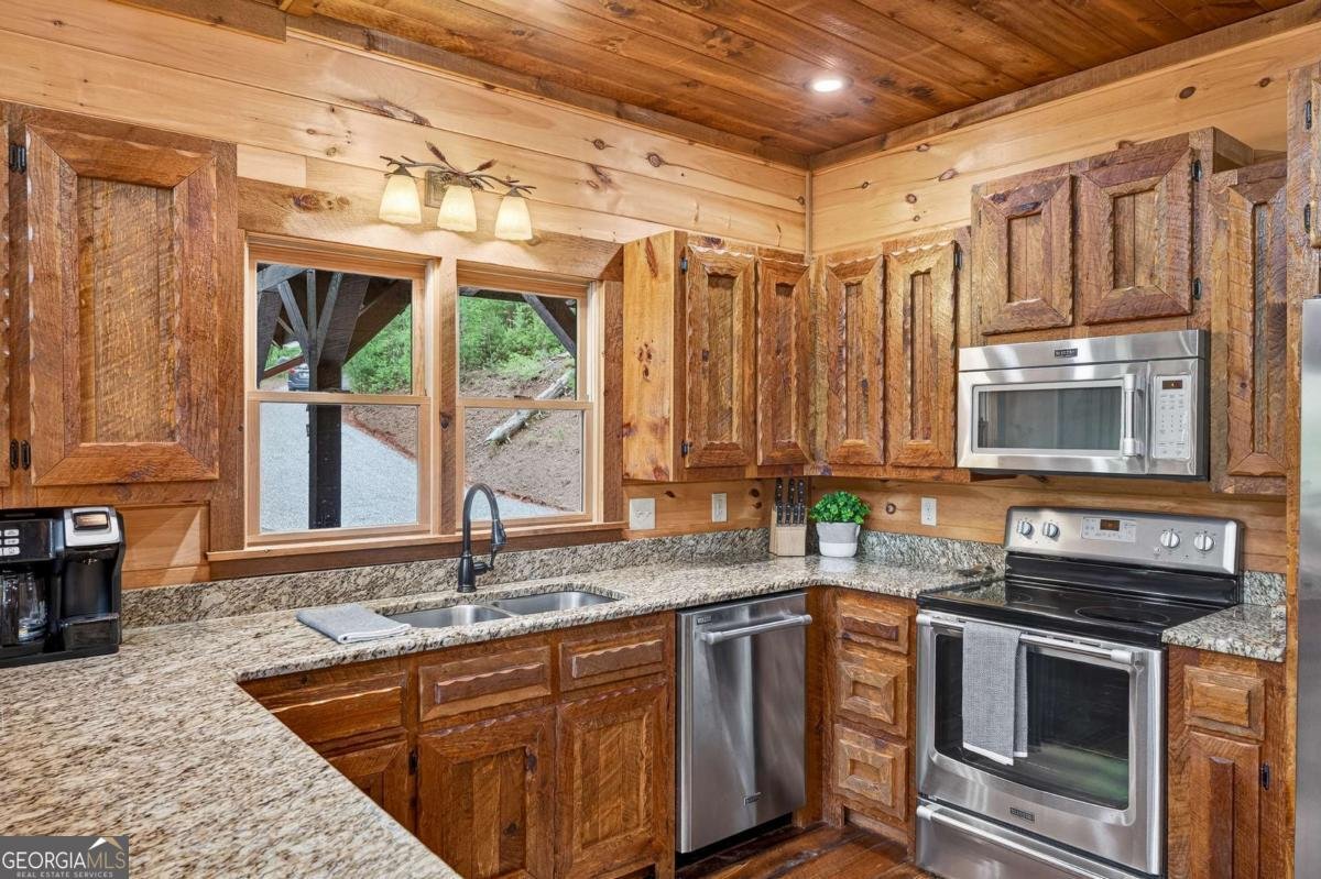 40 Adelaide Trail Blue Ridge - 16