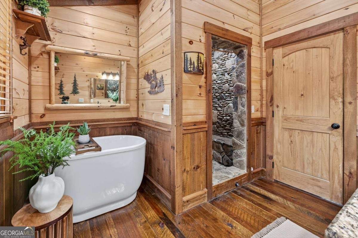 40 Adelaide Trail Blue Ridge - 22