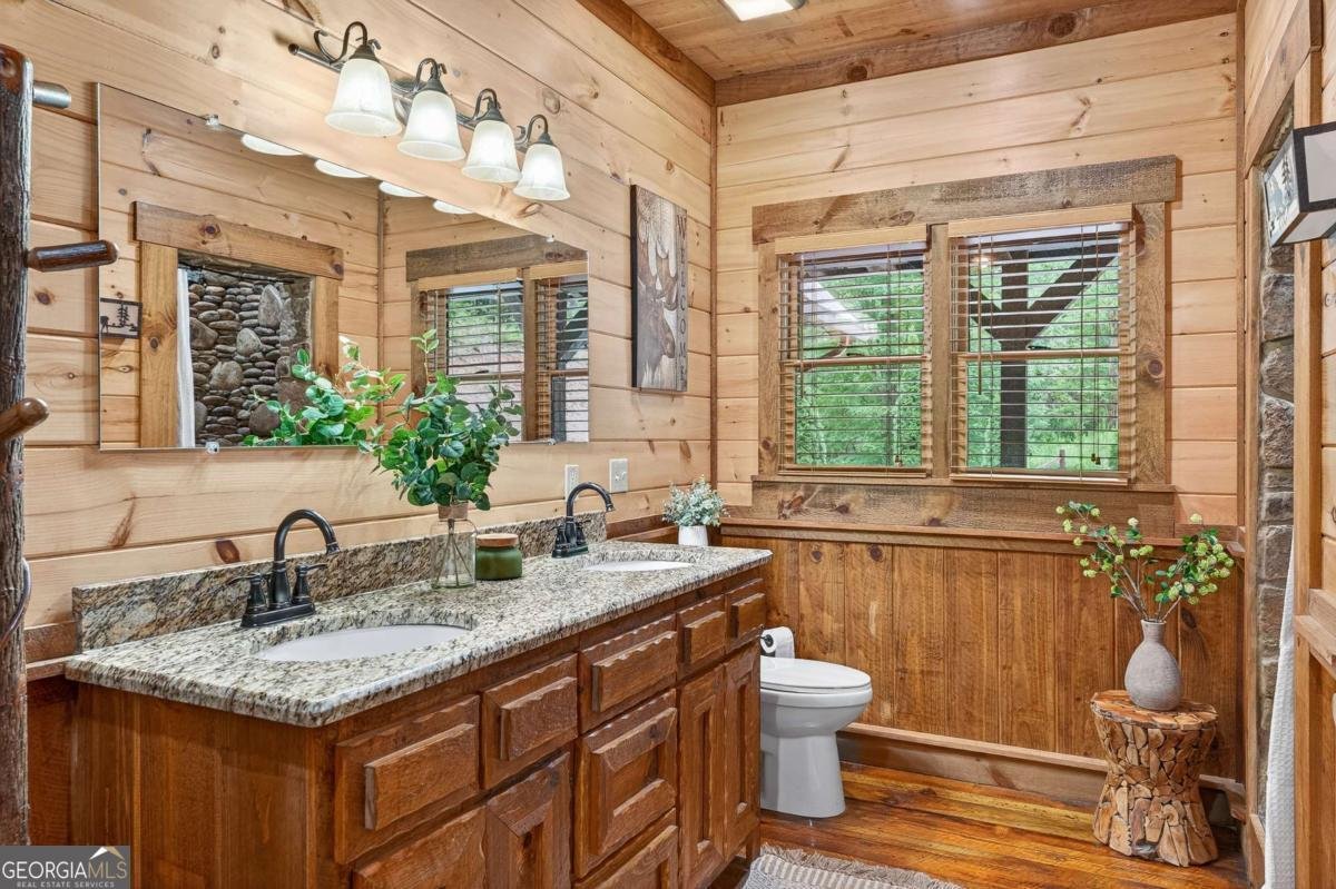 40 Adelaide Trail Blue Ridge - 32