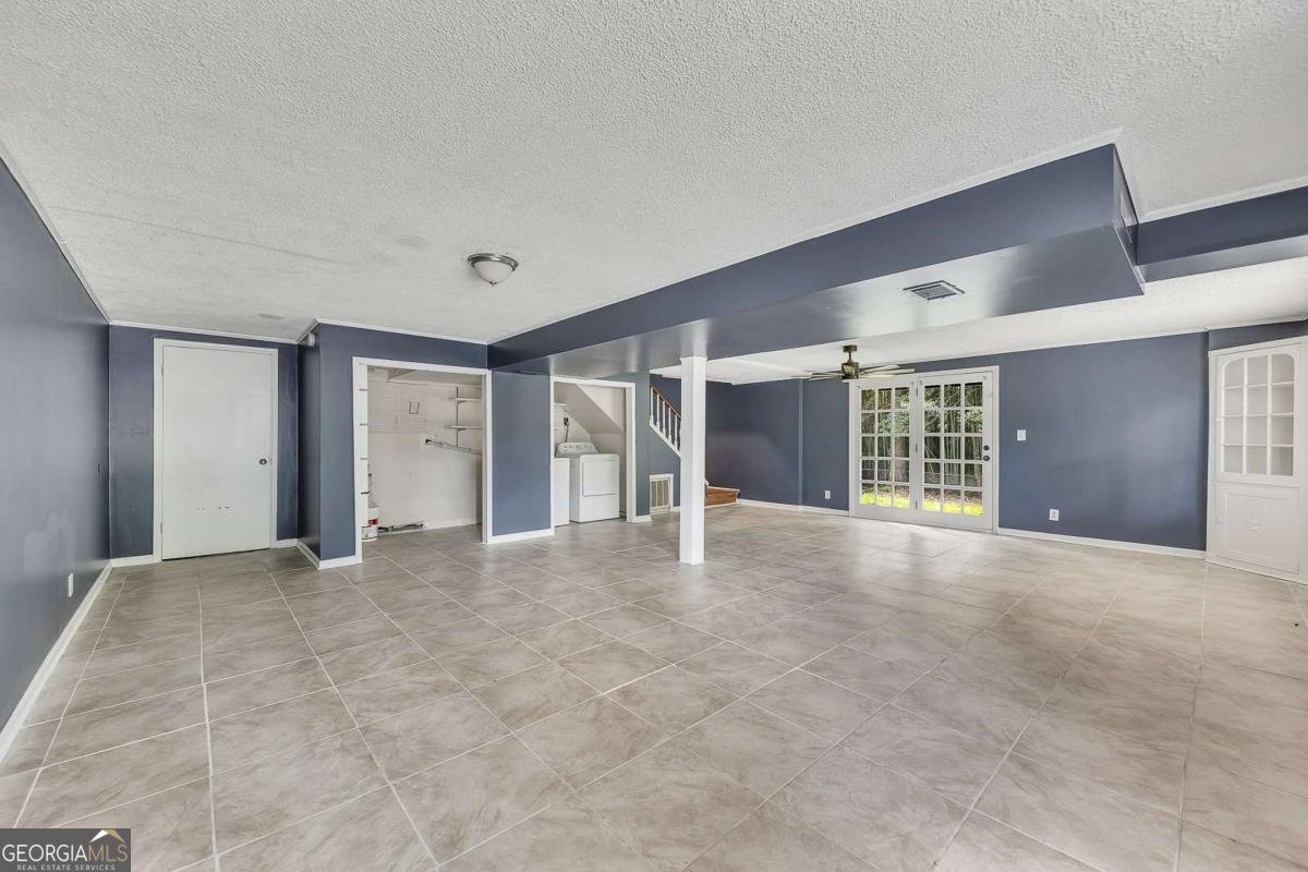 178 Castleair Drive Kennesaw - 23