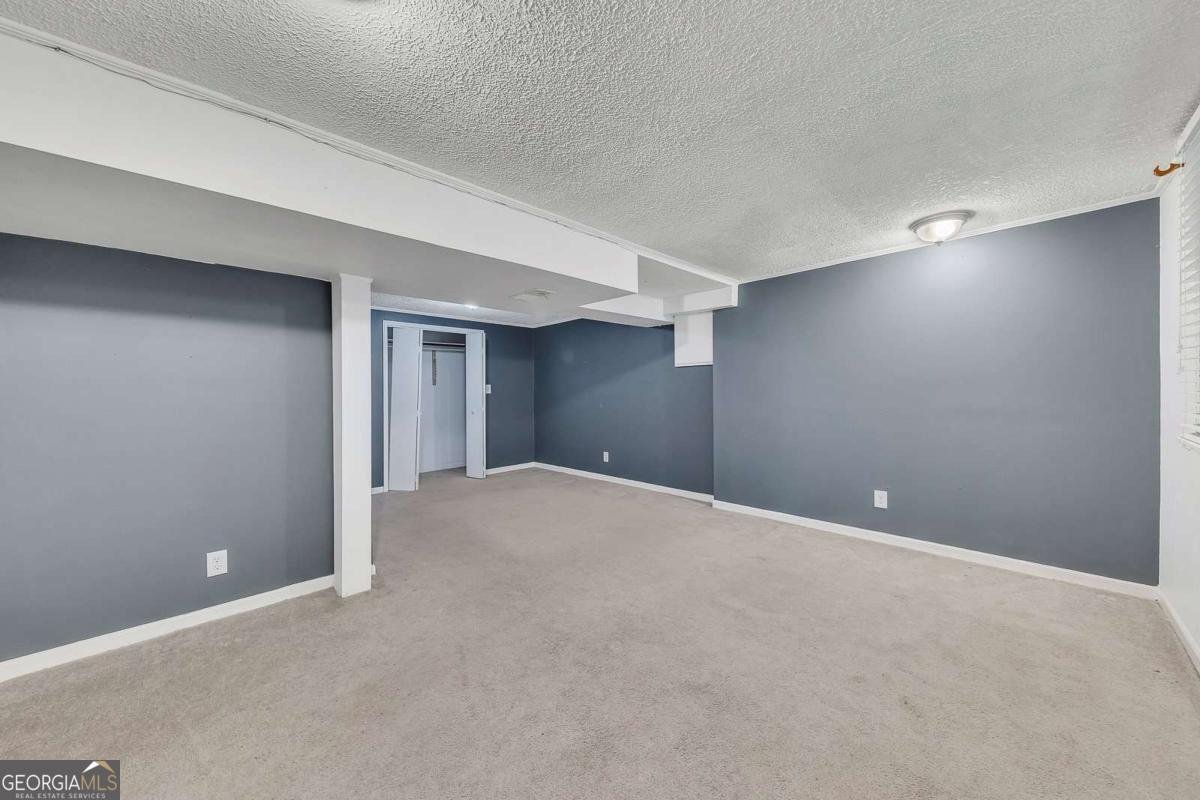 178 Castleair Drive Kennesaw - 28