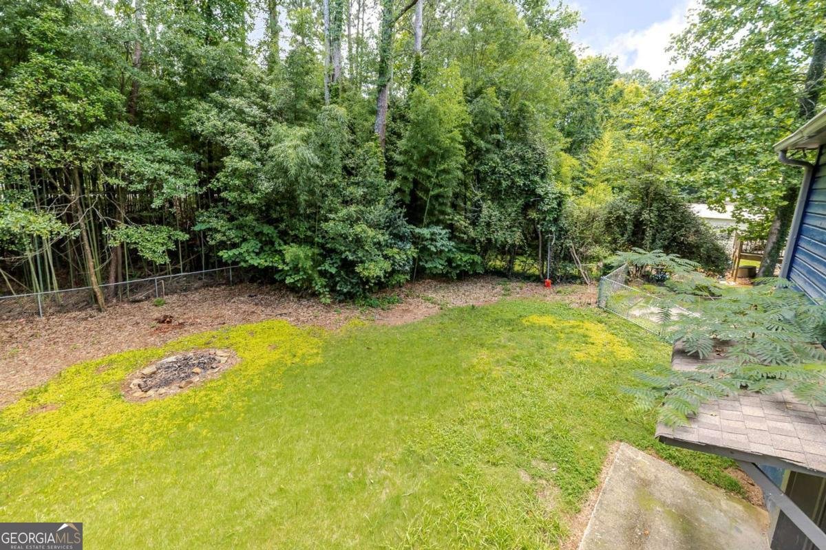 178 Castleair Drive Kennesaw - 40