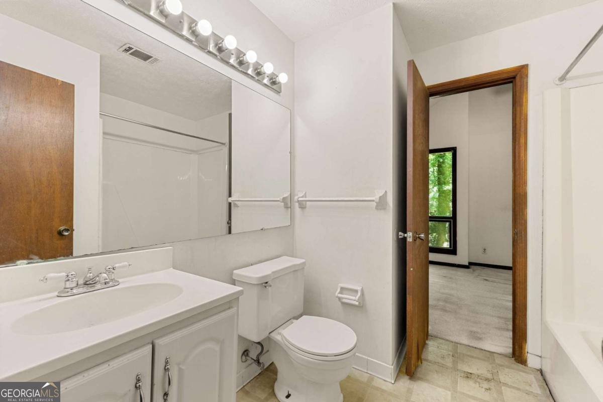 70 Juliana Drive Ellenwood - 24