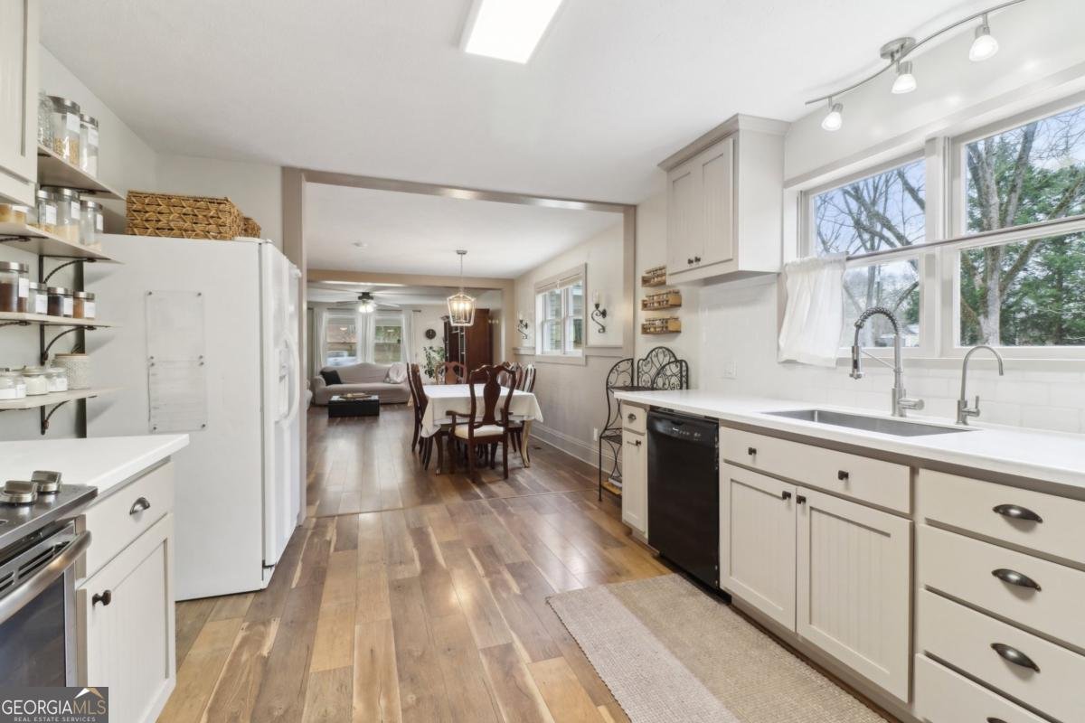 901 Main Street Hogansville - 22