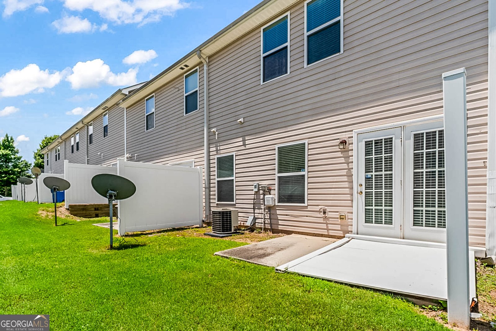 2555 Flat Shoals Road South Fulton - 30