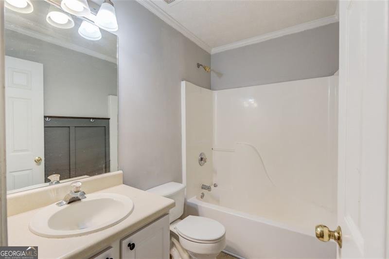 738 BASKINS Circle Winder - 24