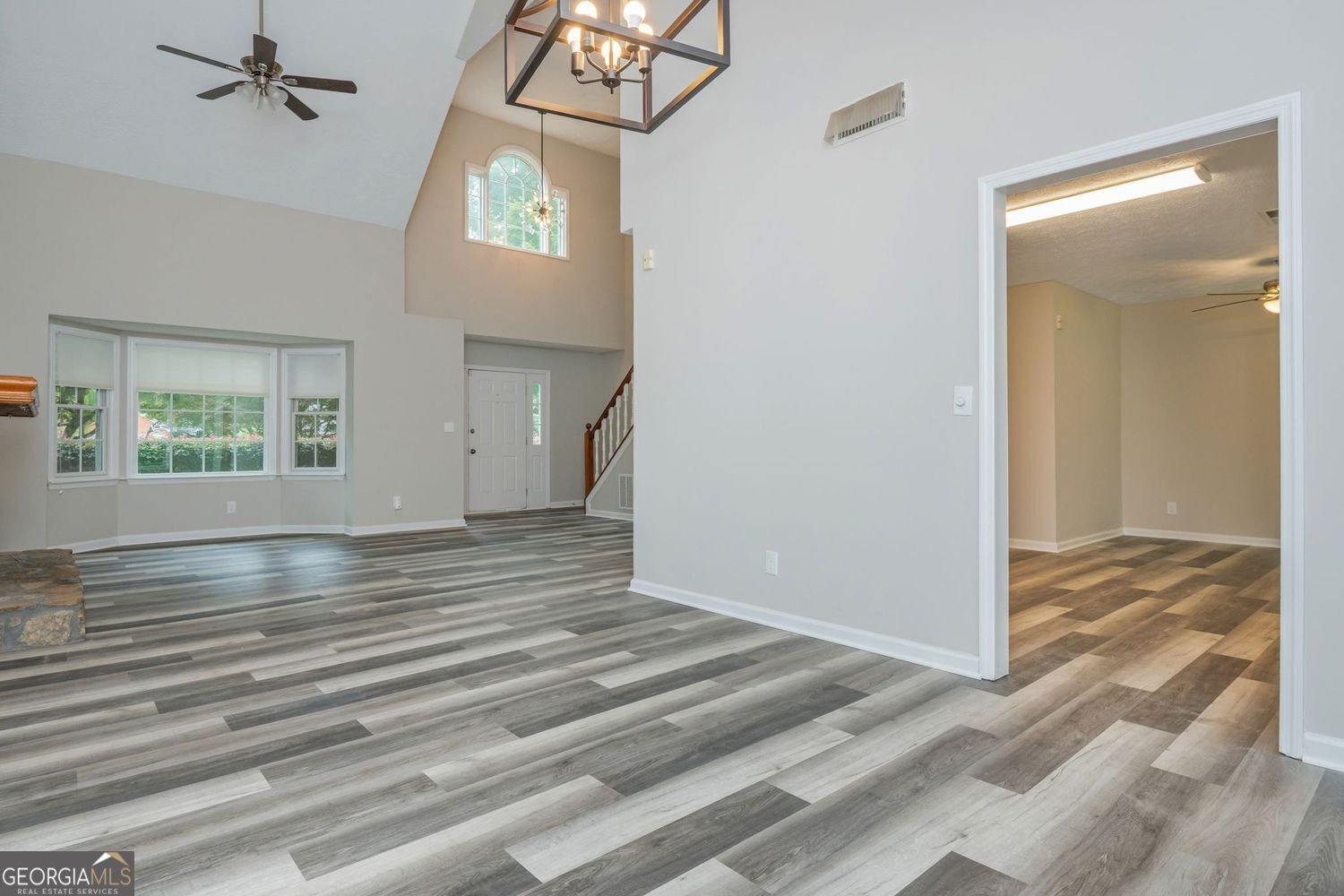 10980 Pinehigh Drive Alpharetta - 10