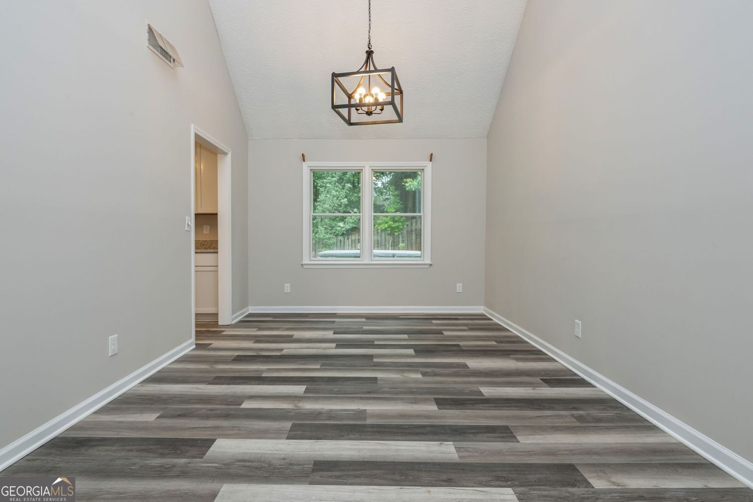 10980 Pinehigh Drive Alpharetta - 13
