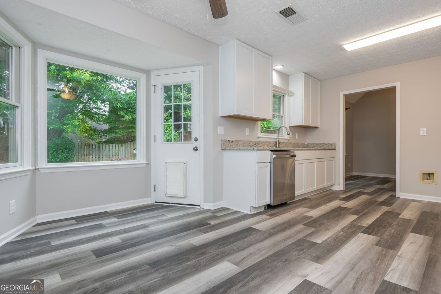 10980 Pinehigh Drive Alpharetta - 14