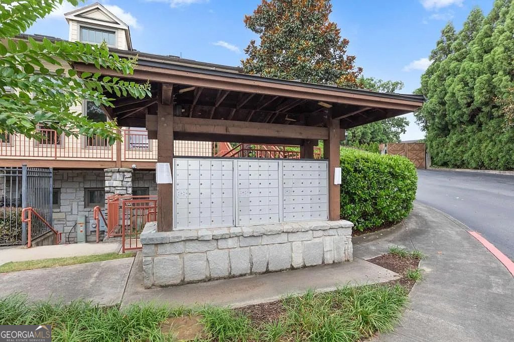 1195 Milton Terrace Atlanta - 27