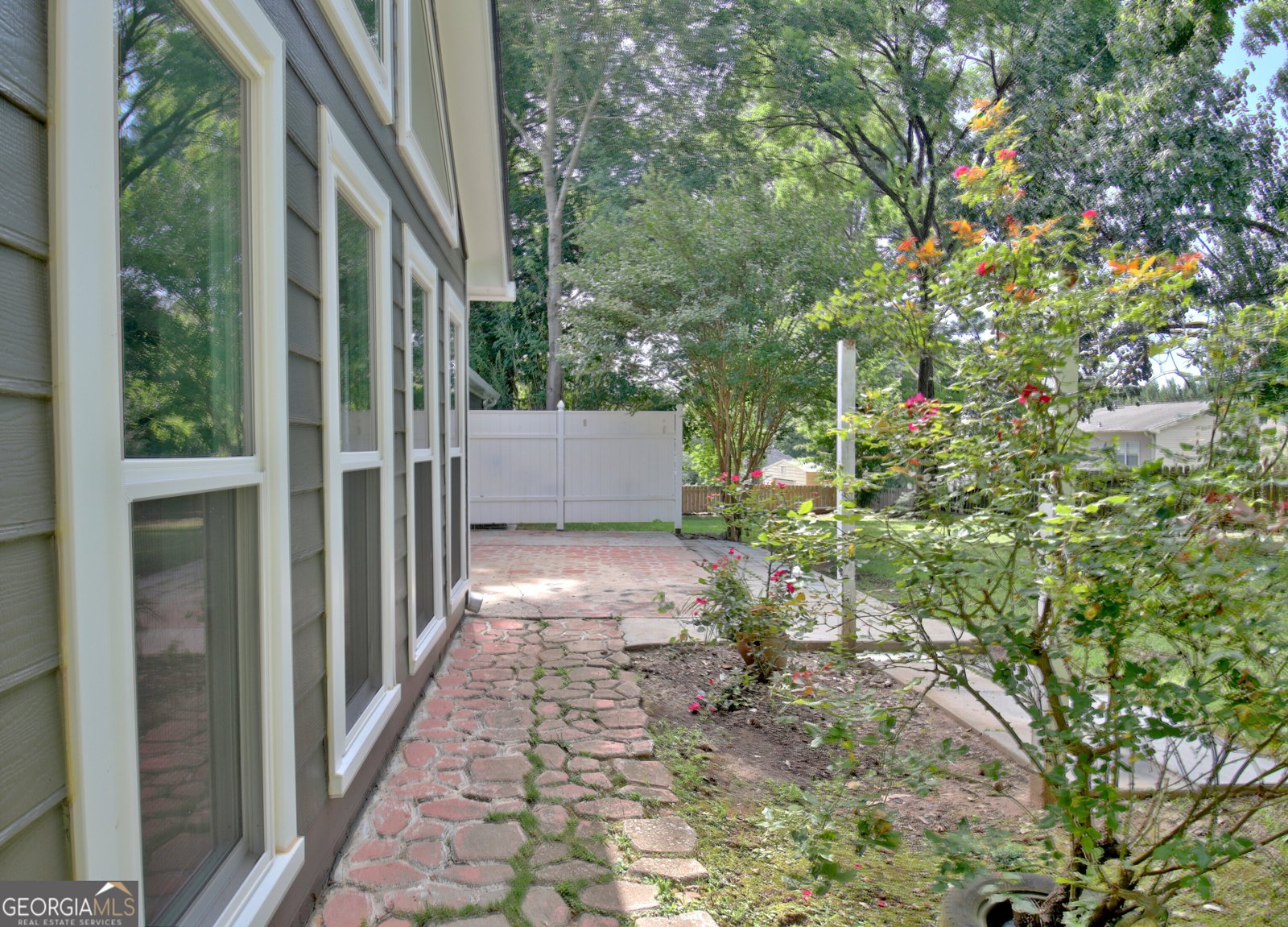 110 Chesterfield Court Fayetteville - 64