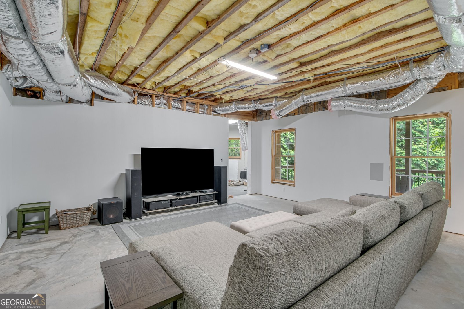 5359 Point South Drive Gainesville - 1