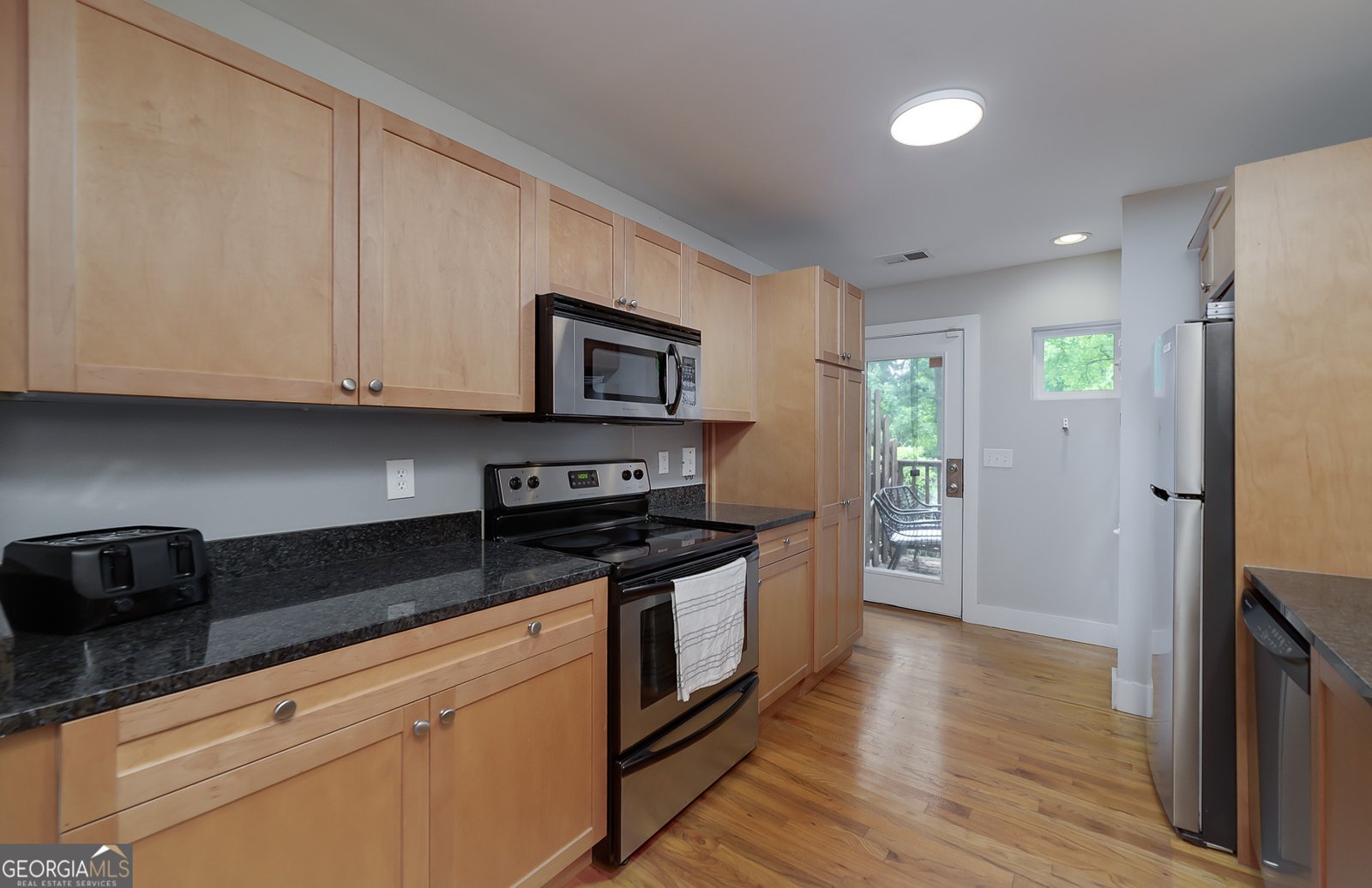2023 Oakview Road Atlanta - 4