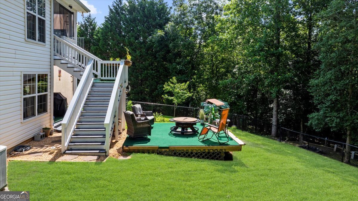221 Timber Ridge Drive Clarkesville - 43