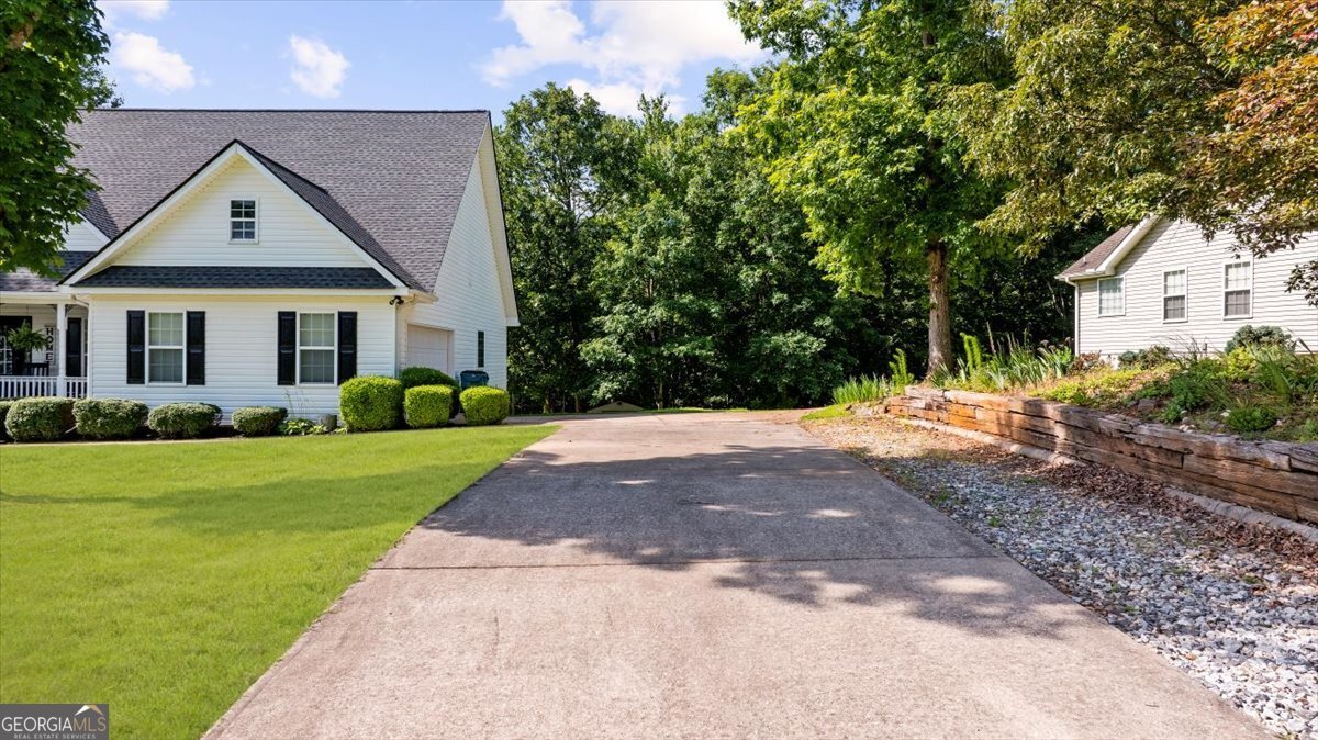 221 Timber Ridge Drive Clarkesville - 53