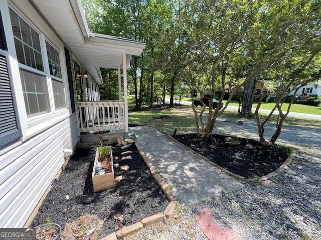 324 Bells Ferry Road White - 32