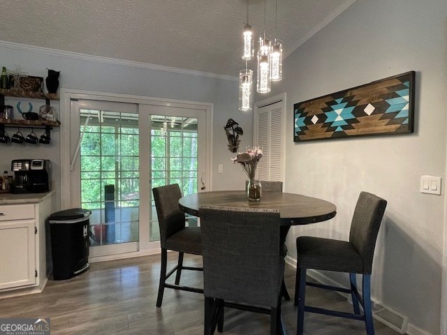 324 Bells Ferry Road White - 6