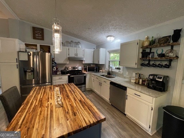 324 Bells Ferry Road White - 9