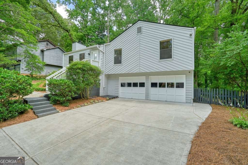 7025 Stone Wood Drive Kennesaw - 2
