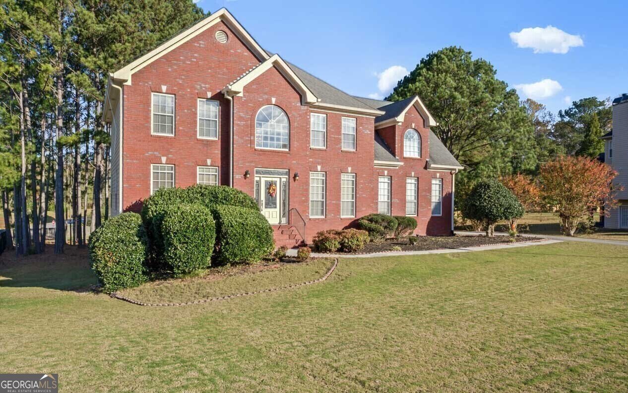 176 Fairoaks Circle Stockbridge - 1