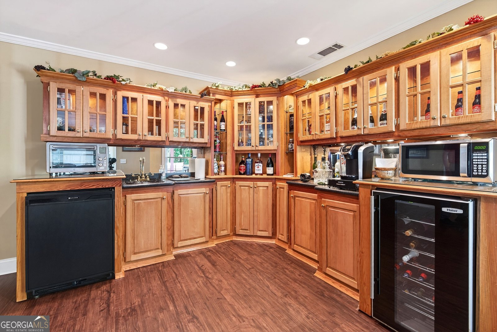 865 865 Laurel Ridge Road Cleveland - 24