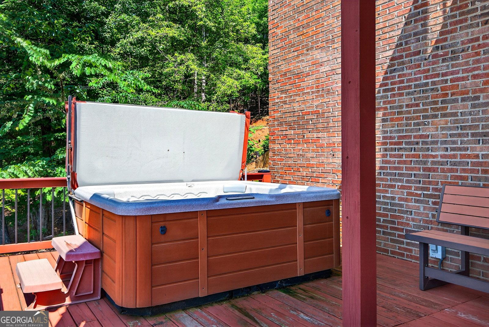 865 865 Laurel Ridge Road Cleveland - 32