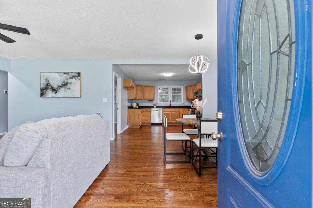 1694 Pheasant Drive Atlanta - 2