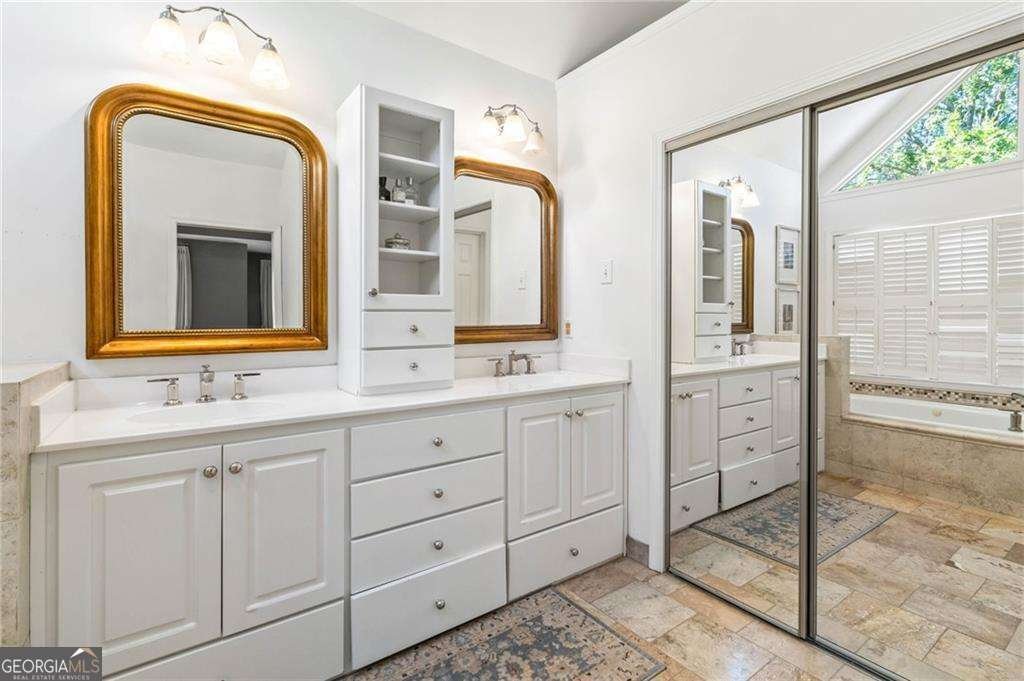 4729 Woodland Brook Court Atlanta - 9
