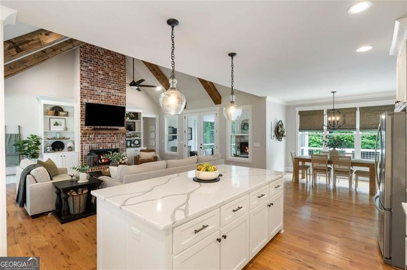 2101 THOMAS Road Canton - 18