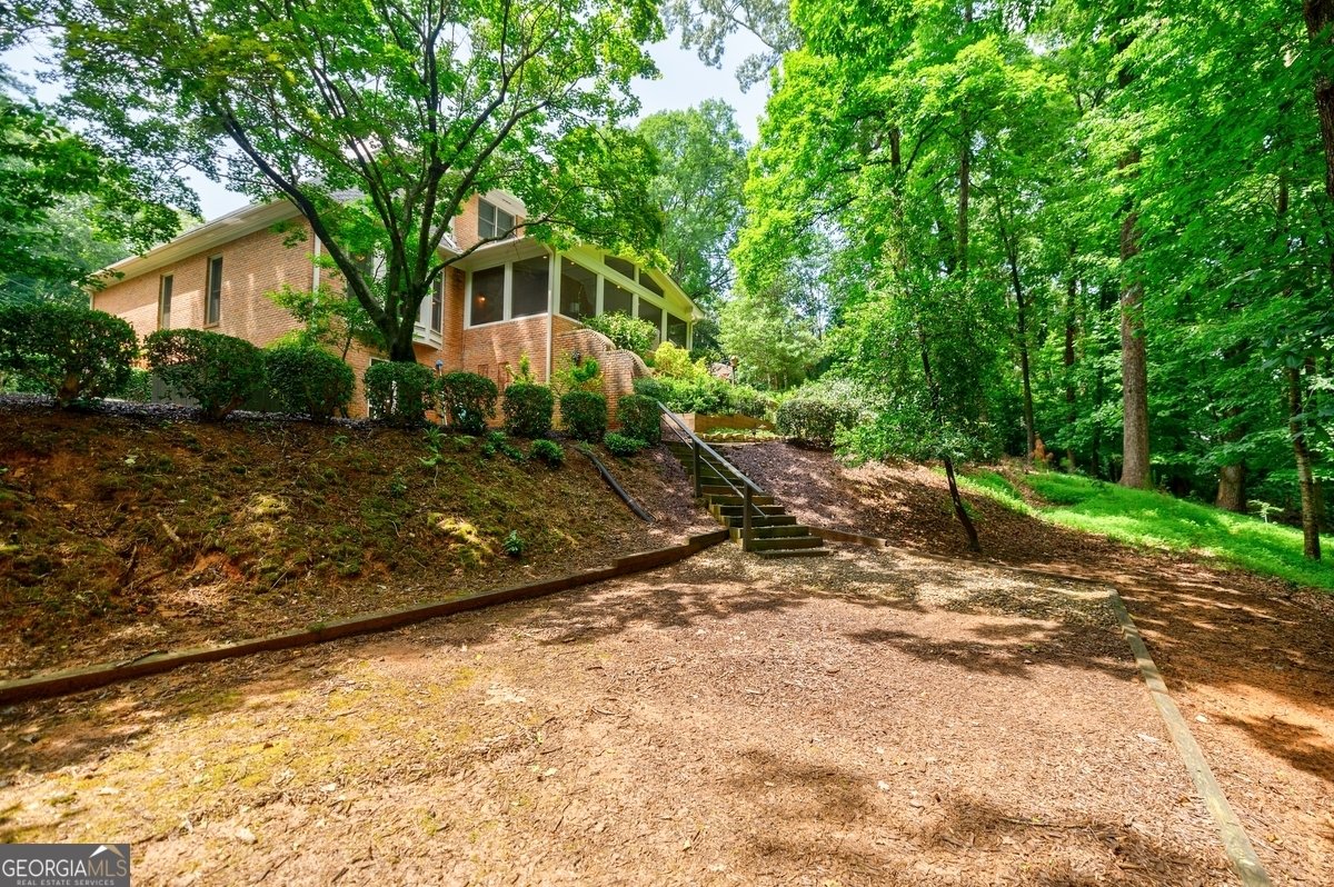 3030 Spalding Drive Sandy Springs - 36