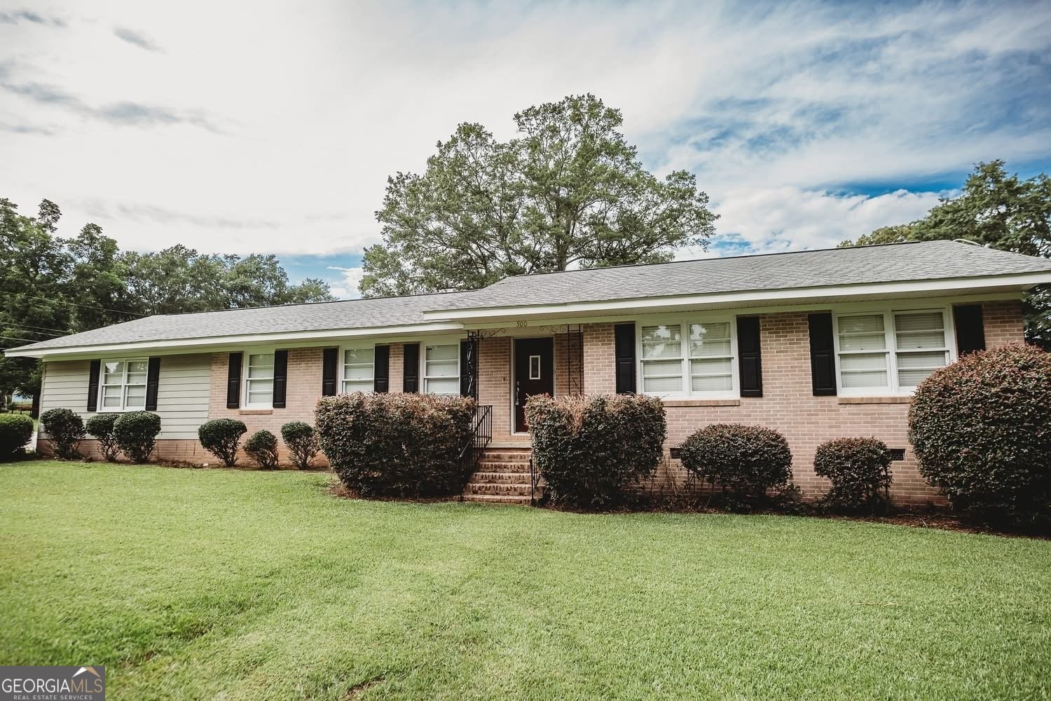 500 Holmes Street Barnesville - 1