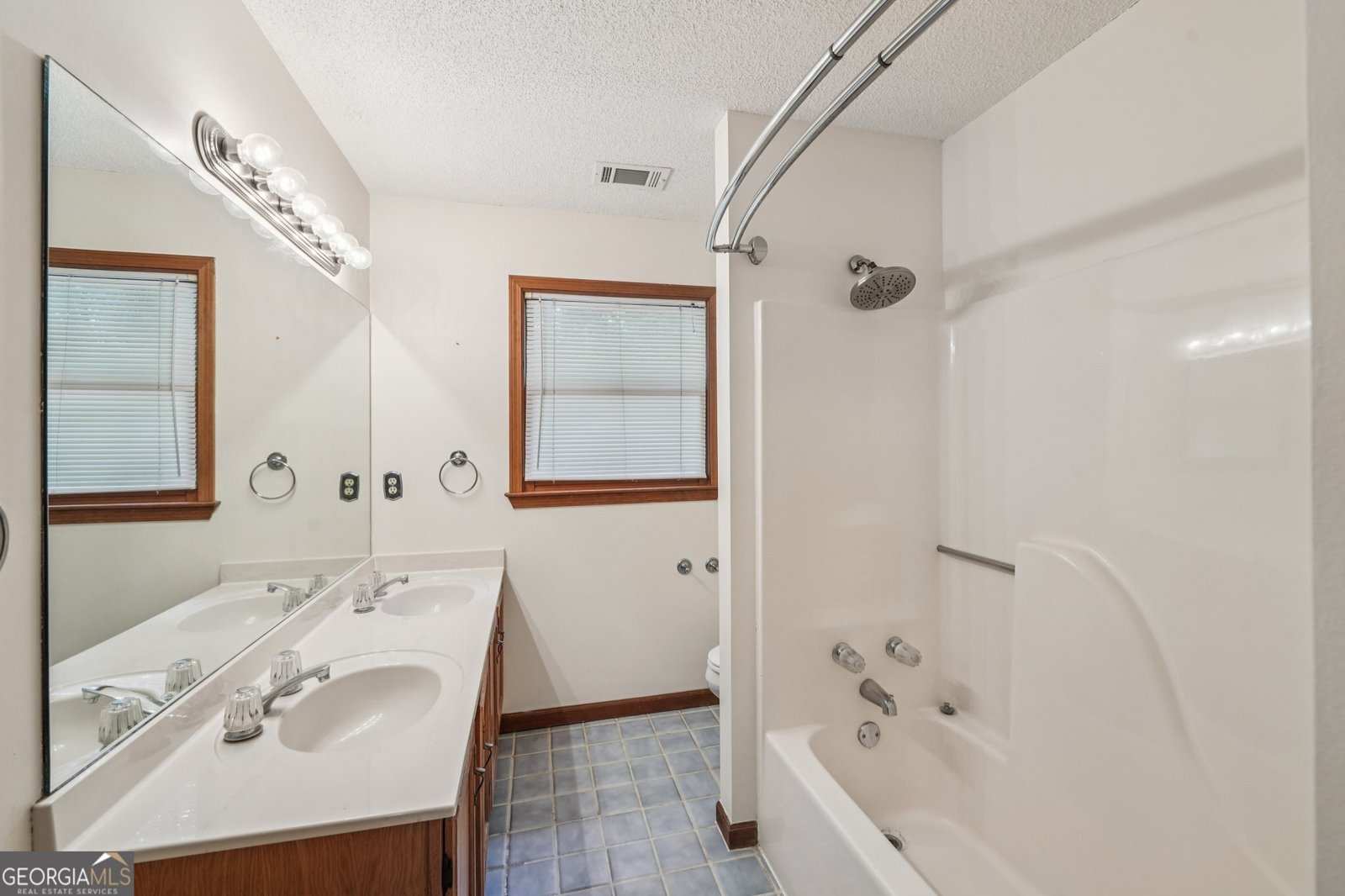2110 Waterloo Circle Lawrenceville - 1