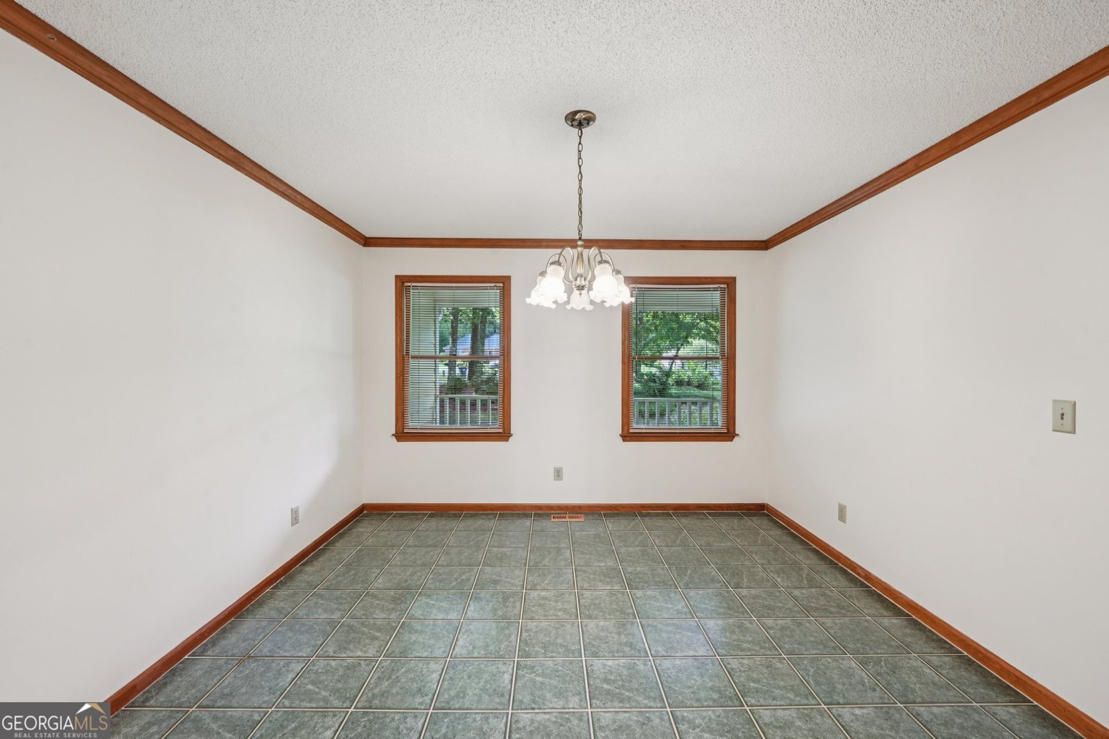 2110 Waterloo Circle Lawrenceville - 37