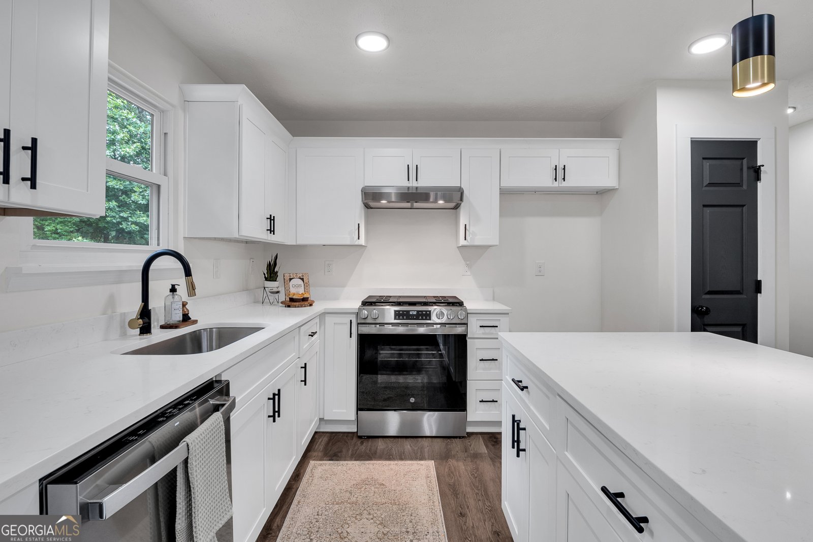 230 Sheringham Drive Roswell - 10