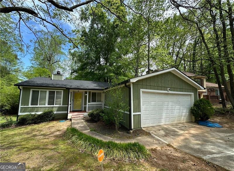 921 HEMINGWAY Road Stone Mountain - 1