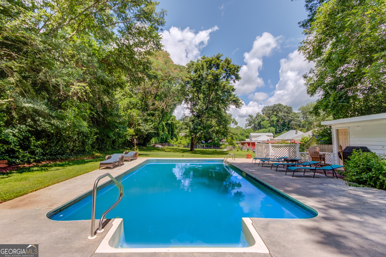 116 Broad Street Winder - 32