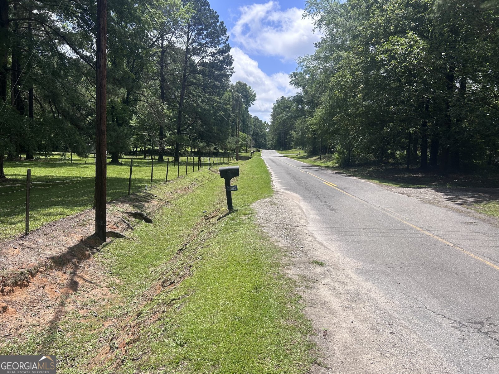 1108 Horseshoe Circle Macon - 42