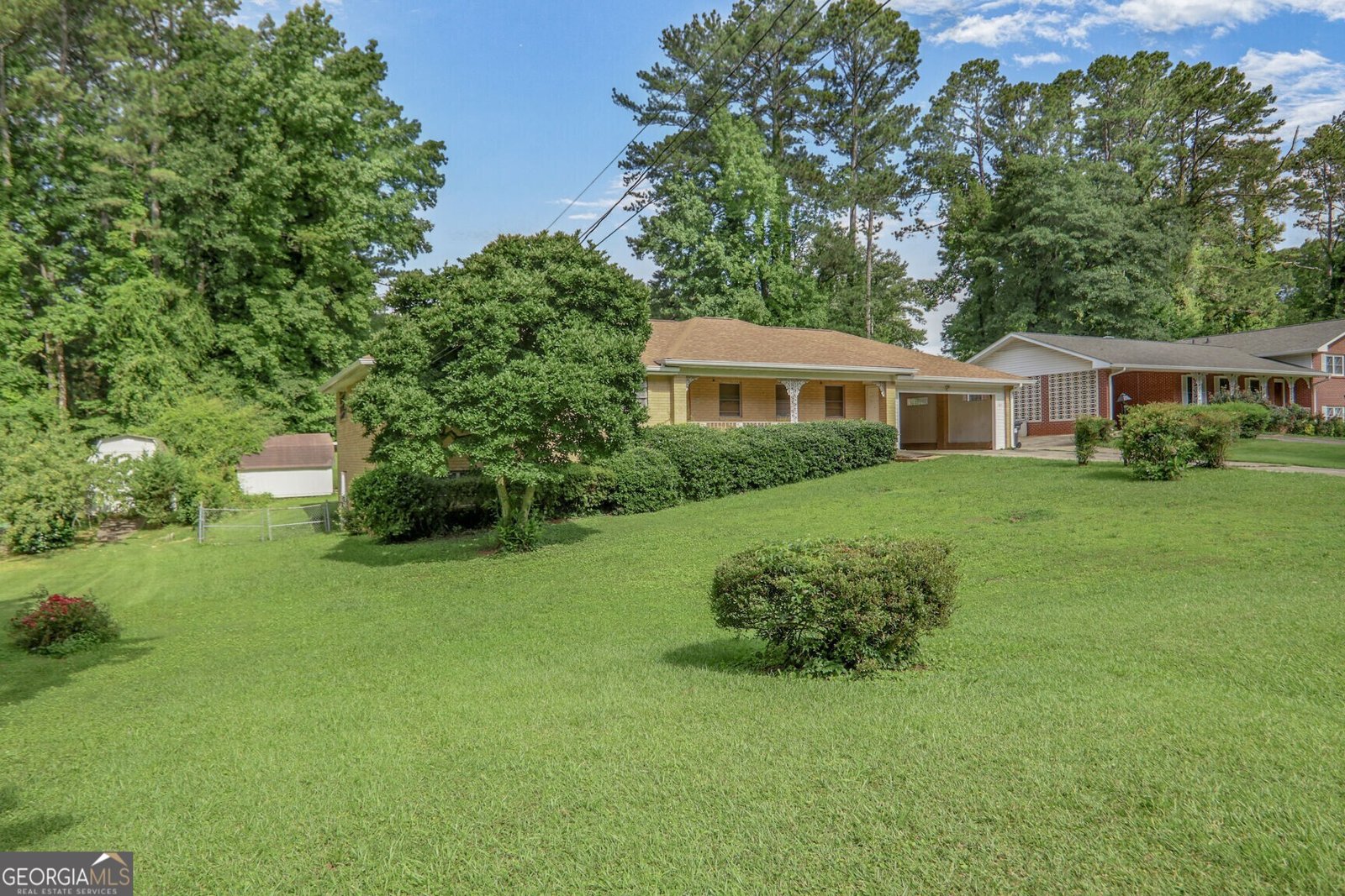 3563 Carriage Way East Point - 2