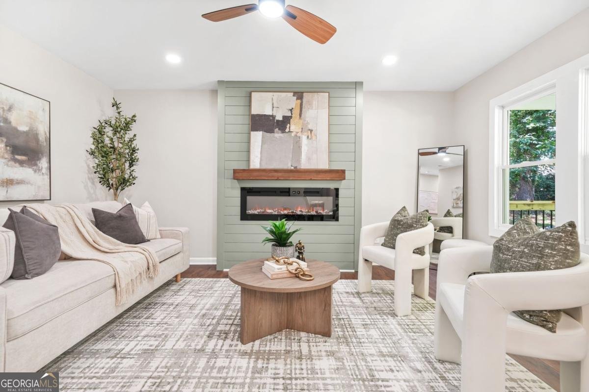 1675 White Oak Way Decatur - 7