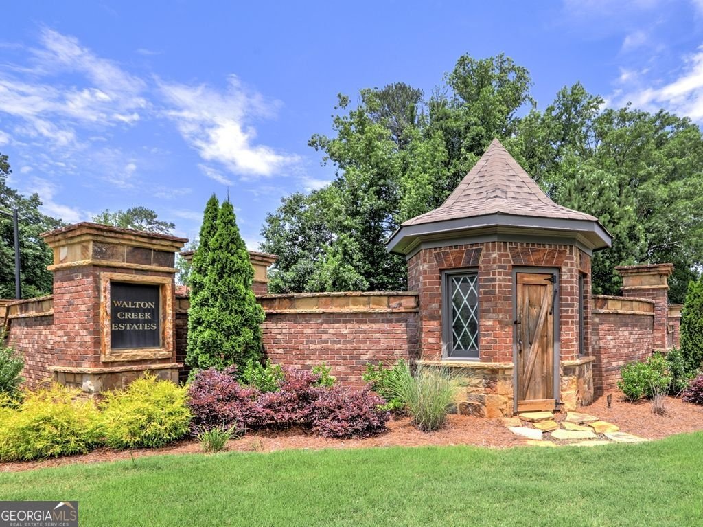 913 SUNNY MEADOWS Lane Marietta - 25