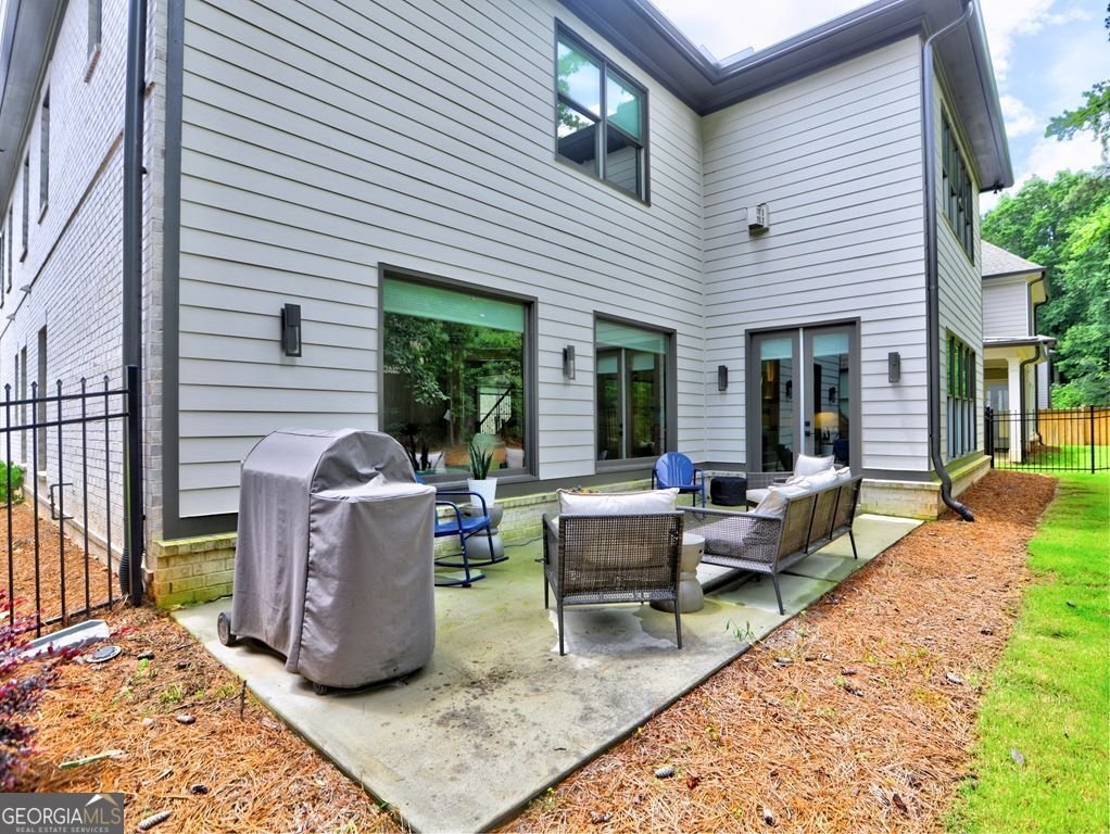913 SUNNY MEADOWS Lane Marietta - 32