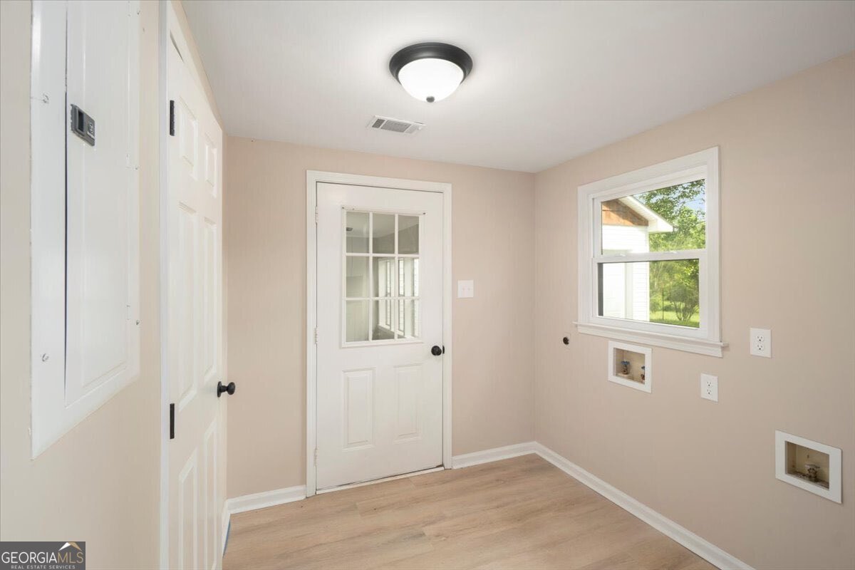 3438 Highway 106 Hull - 14
