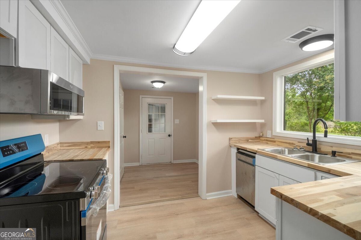 3438 Highway 106 Hull - 4
